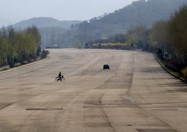 Главная магистраль Северной Кореи.