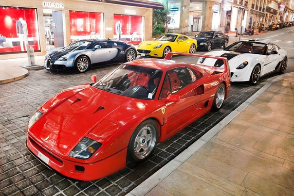 Ferrari F40; Mansory Ferrari 599 GTB Fiorano Stallone; Bugatti Veyron; Ferrari California; Maserati Quattroporte.