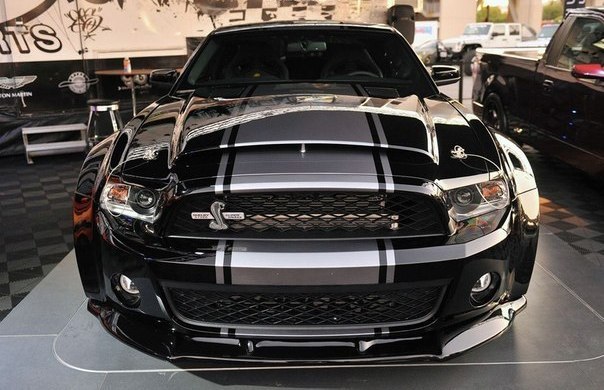 Ford Shelby GT500 "Super Snake"