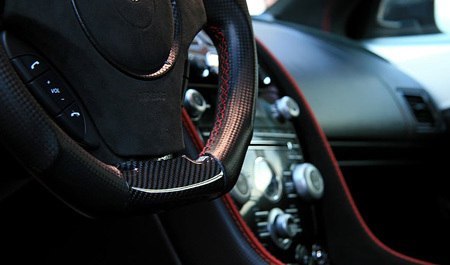 Aston Martin DBS Black Edition