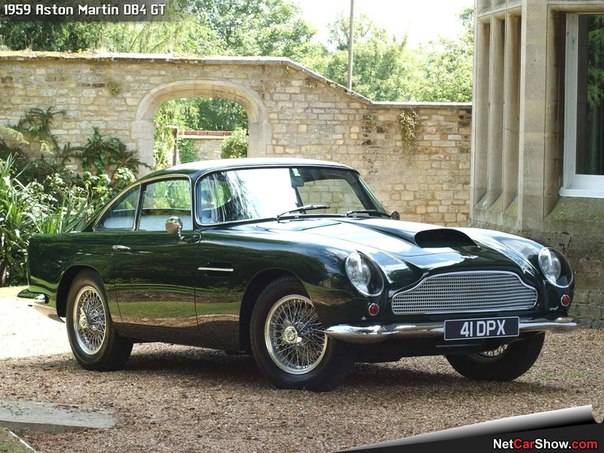  Aston Martin DB4 GT