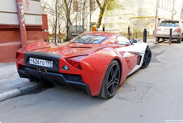 Маруся была замечена припаркованной на одной из улиц Москвы.