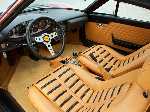 Ferrari Dino.