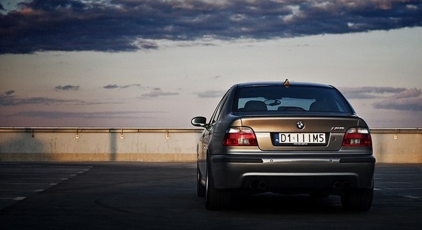 BMW E39 M5.