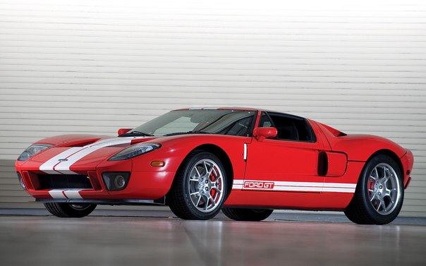Ford GT (2004 г.).