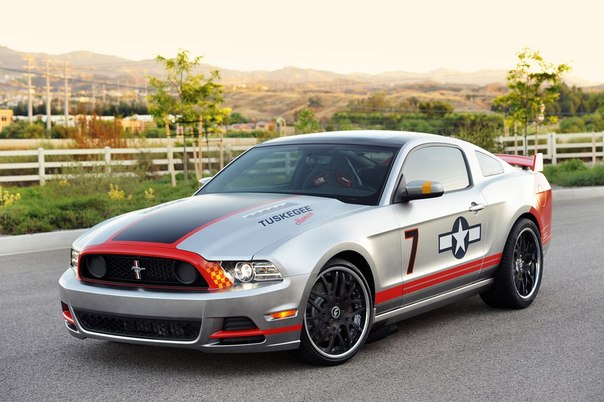 Ford Mustang Red Tails GT Edition.