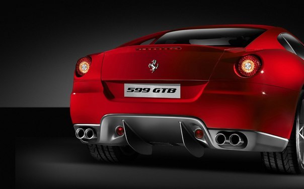 Ferrari 599 GTB.