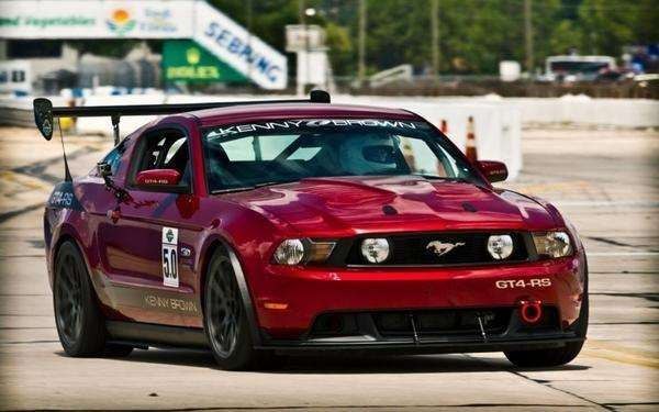 Ford Mustang Brown Performance (2013 г.).