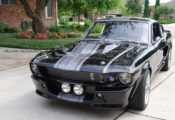 Ford Mustang Shelby GT500.