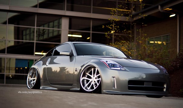 Nissan 350z Touring (2003 г.).