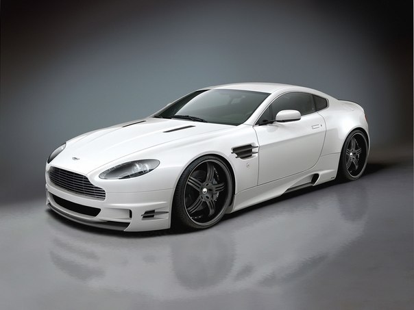 В режиме форсажа на самых высоких оборотах двигателя, порядка 7 000 обмин, звук автомобиля Aston Martin Vantage слышно за 6 километров.