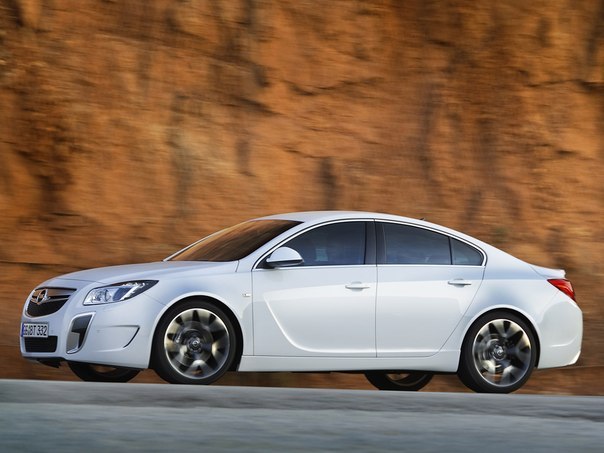 Opel готовит к запуску в серию 406-сильную версию Insignia