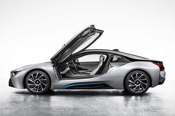 BMW упустил фото нового i8 до премьеры новинки во Франкфурте