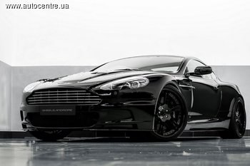 Презентована карбоновая версия Aston Martin DBS
