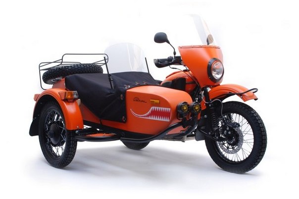 Ирбитский мотоциклетный завод представил новую модель сайдкара. Мотоцикл Ural Yamal Limited Edition 2012 столь же эпичен и монументален, как и вся современная продукция ИМЗ.