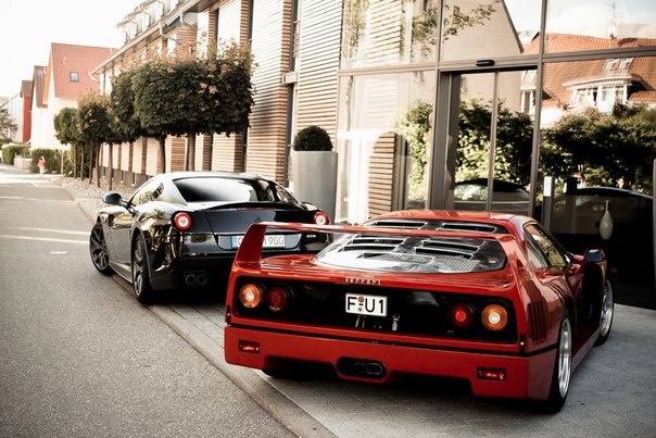 Ferrari 599 and F40