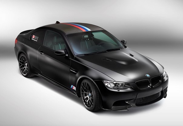 Компания BMW анонсировала выпуск на базе купе M3 ограниченной версии DTM Champion Edition.