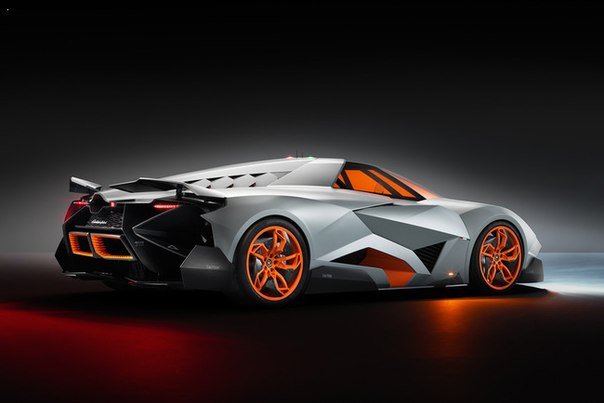 Концепт Lamborghini Egoista – еще один подарок к юбилею итальянского бренда.Концепт Lamborghini Egoista – еще один подарок к юбилею итальянского бренда.