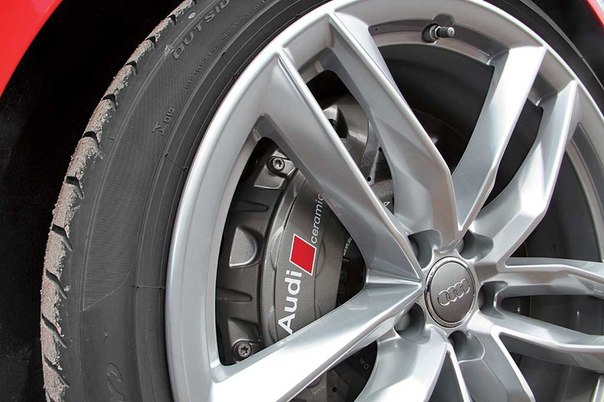 Тест-драйв Audi RS6 Avant: Свинцовый дождь