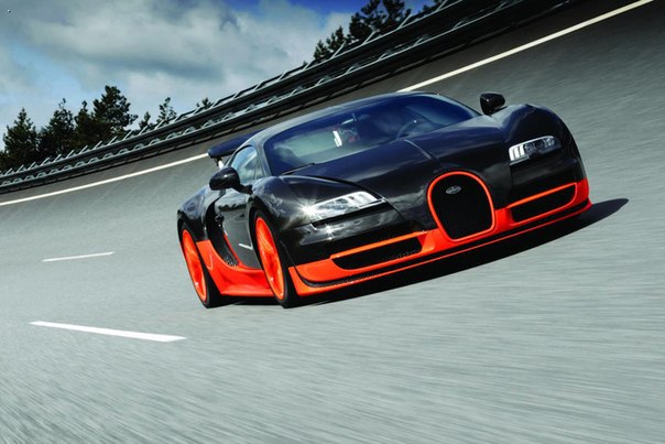 Bugatti Veyron отстоял свой титул.