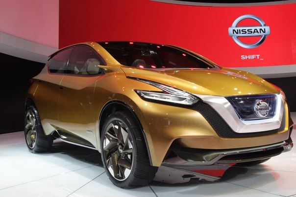 На Детройт автошоу 2013 публика увидела новый концепт Nissan Resonance, по мотивам которого будет оформлен будущий Murano.