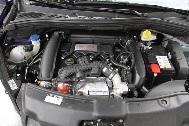 Тест нового Peugeot 208 GTI на дорогах Ралли Монте-Карло
