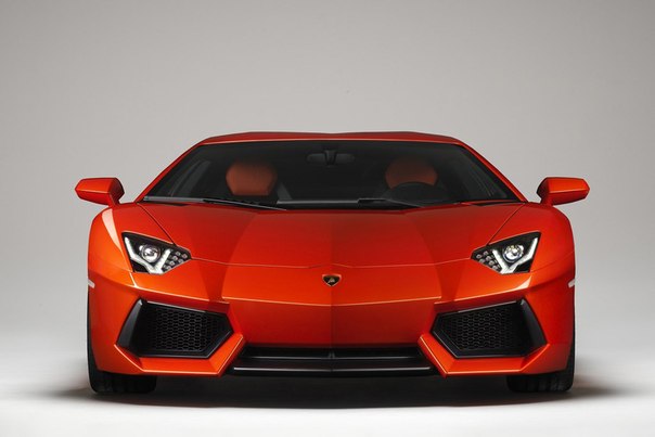 На предстоящем Женевском автосалоне 2013 будет представлен еще более мощный Lamborghini Aventador.