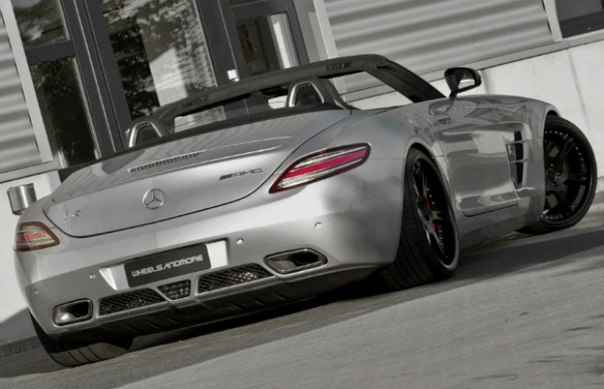 Тюнинг-ателье Wheelsandmore представило свой проект на базе Mercedes-Benz SLS AMG Roadster.