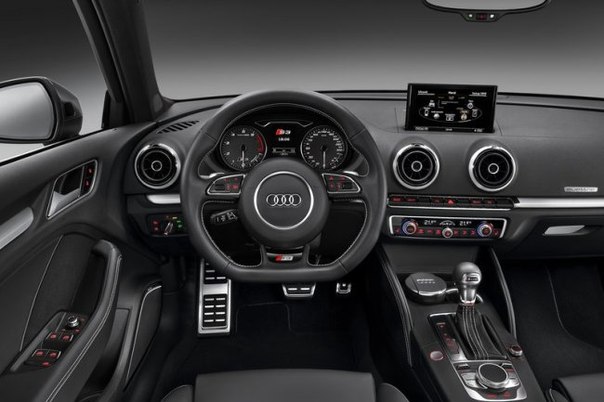 Новый Audi S3 Sportback будет впервые показан публике на Женевском автосалоне 2013.