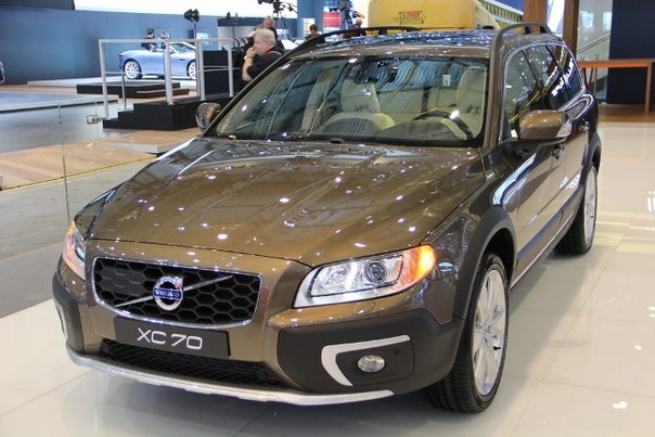Сразу шесть обновленных и модернизированных моделей презентовала компания Volvo в рамках Женевского автосалона 2013.Сразу шесть обновленных и модернизированных моделей презентовала компания Volvo в рамках Женевского автосалона 2013.