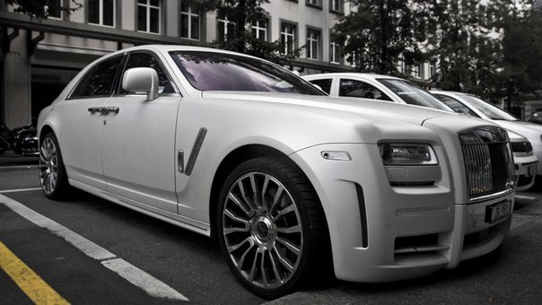 Rolls-Royce Mansory White Ghost