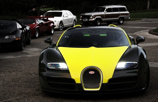 Bugatti x2