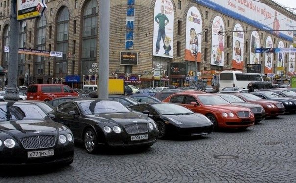 В Москве сосредоточилось две трети «люксового» автопарка страны