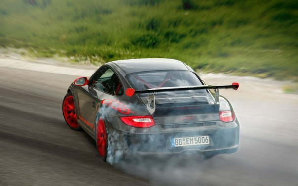 Porsche - 911 GT3 RS