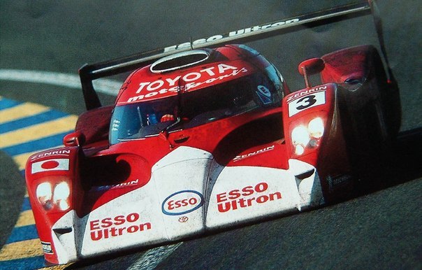 Toyota GT-One.