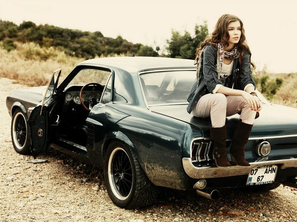 Ford Mustang '65 | Girl.