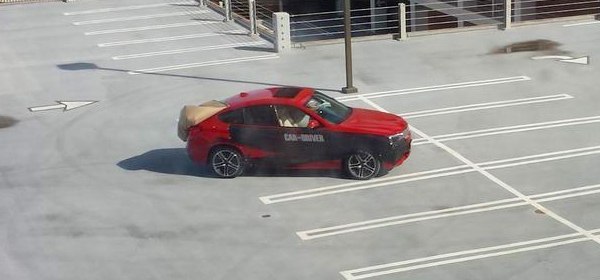 Новый BMW X6 заметили во время фотосессии.