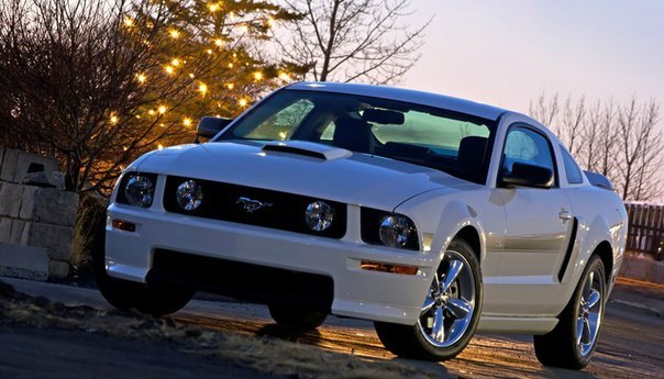 Ford Mustang GT/CS ´07