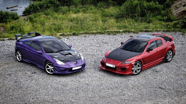Toyota Celica vs Mazda Rx 8