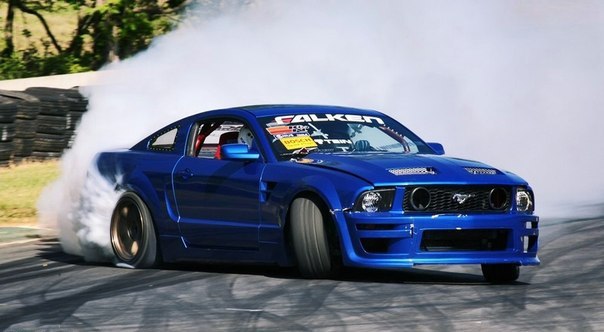 Ford Mustang ♥♥♥