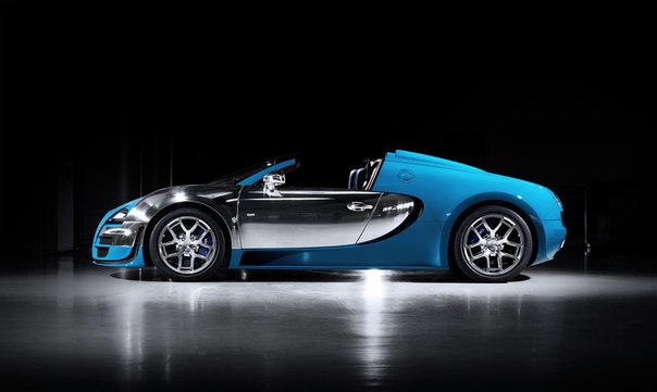 2013 Bugatti 16/4 Veyron Grand Sport Vitesse ‘Meo Costantini   