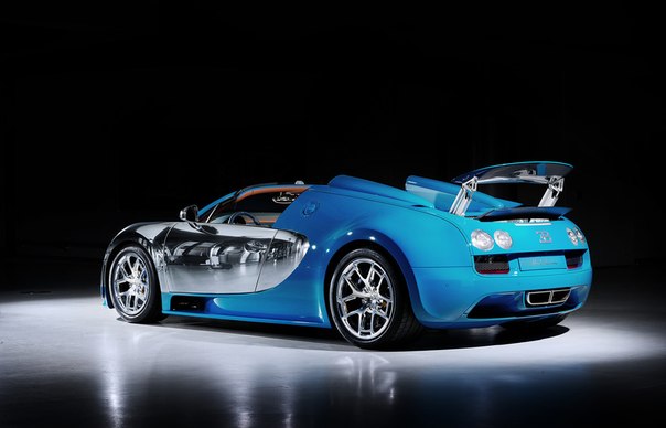 2013 Bugatti 16/4 Veyron Grand Sport Vitesse ‘Meo Costantini   