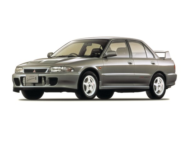 Evolution of Mitsubishi Lancer Evolution =)
