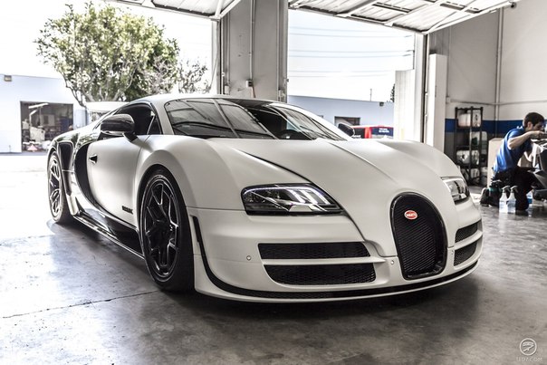 Bugatti Veyron Super Sport "Pur Blanc".