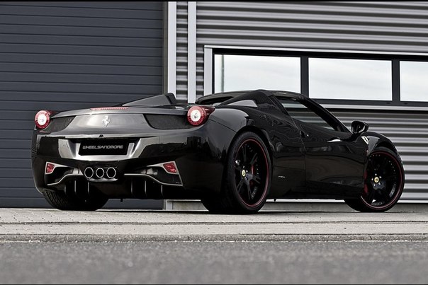Ferrari 458 Italia Spider «Черная вдова»