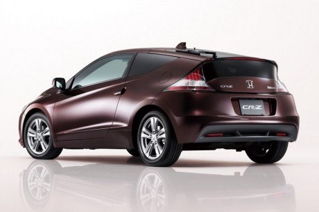 Компания Honda представила ограниченную версию Honda CR-Z Label. 