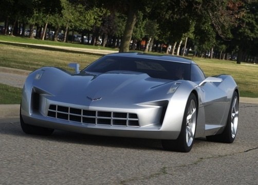 По словам североамериканского отделения General Motors Марка Рейса производство новой модели Chevrolet Corvette начнется уже в начале 2013 года,так же Марк Рейс нам поведал,что радикальным изменениям подвергнется не только внешне но и внутренность суперкара. 
