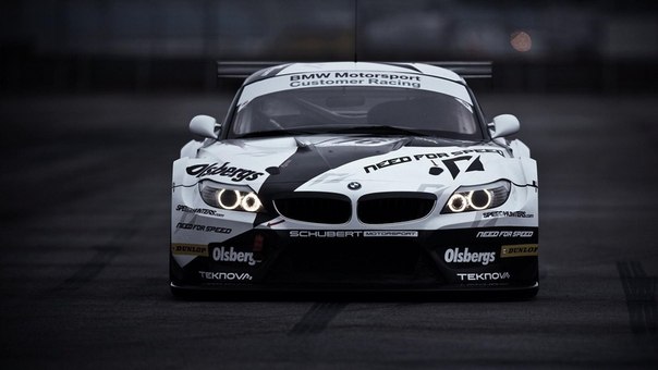 BMW Z4 GT3 команды Need For Speed