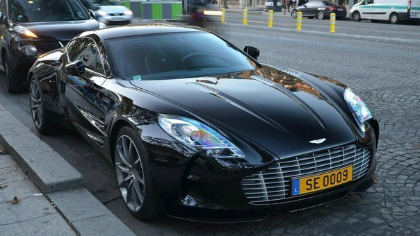 Aston Martin One-77