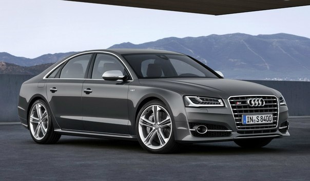 Audi S8